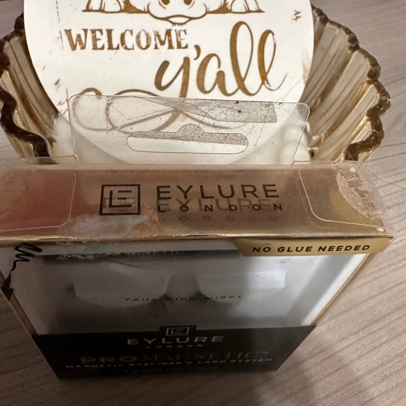 Eylure ProMagnetic Eyeliner & Lash System - Picture 3 of 4